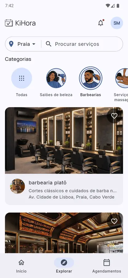 O Explorar da app KiHora, com as barbearias da Praia.
